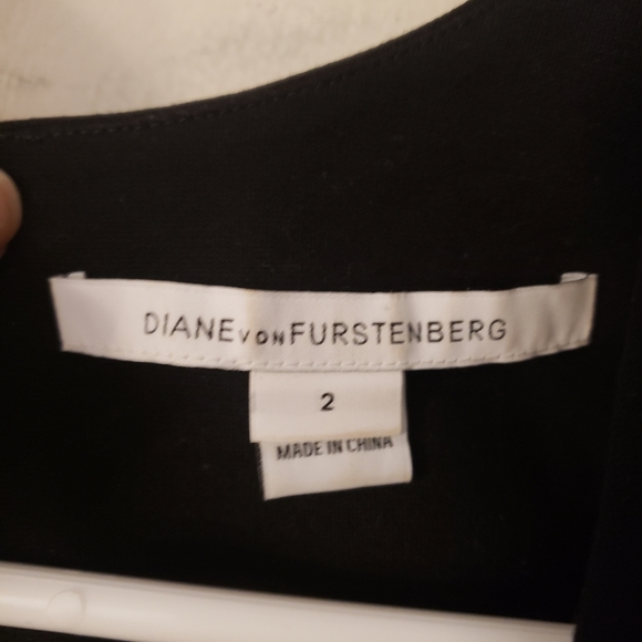 DIANE VON FURSTENBERG - Picture 2 of 3